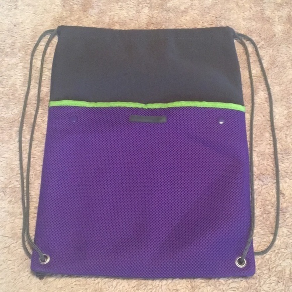 🔥4/$20 RODAN + FIELDS Drawstring Backpack